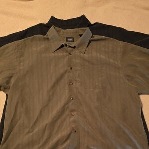 2 Mens XXL Haggar Short Sleeve Dress Shirts